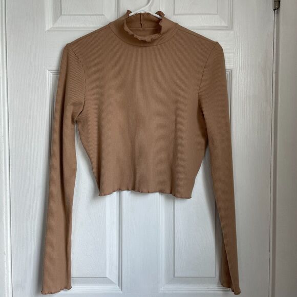 Aerie Long Sleeve Cropped Mock Neck Long sleeve T-Shirt scalloped hem size L tan - Picture 2 of 7